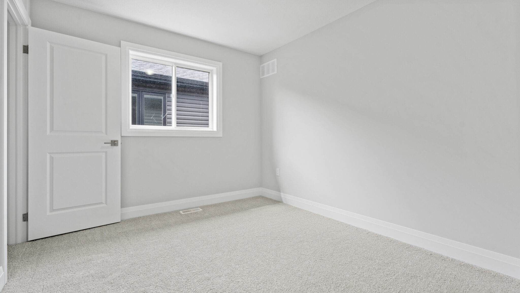 Dufferin Heights home 9